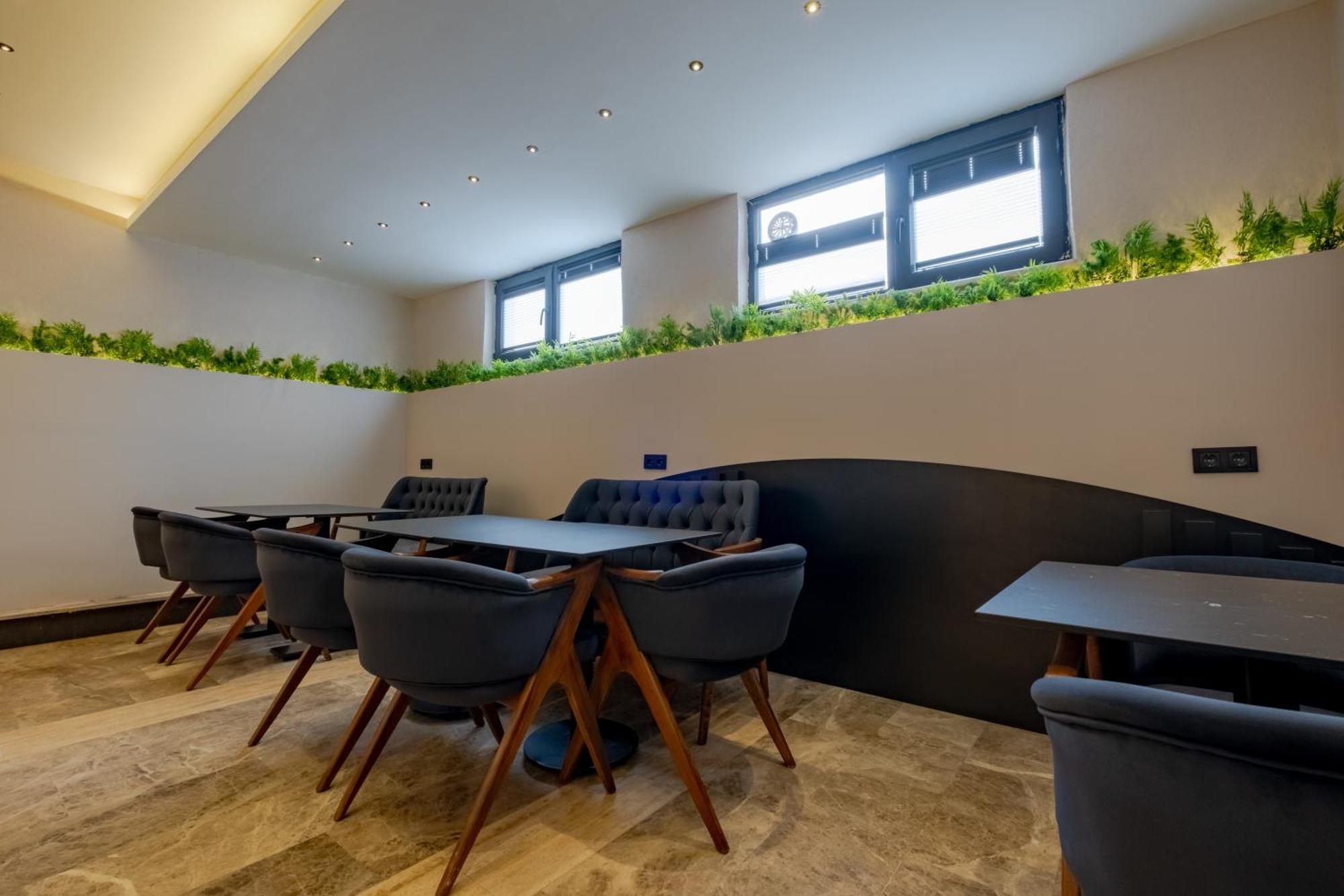 Fly Point Airport Hotel Arnavutkoy