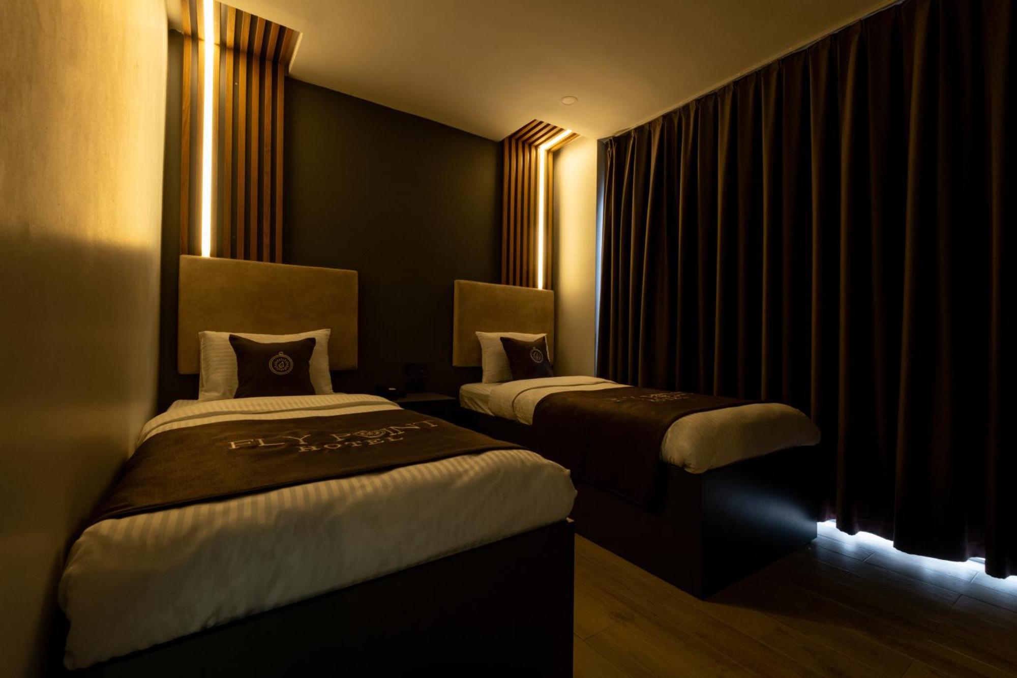 Fly Point Airport Hotel 3*